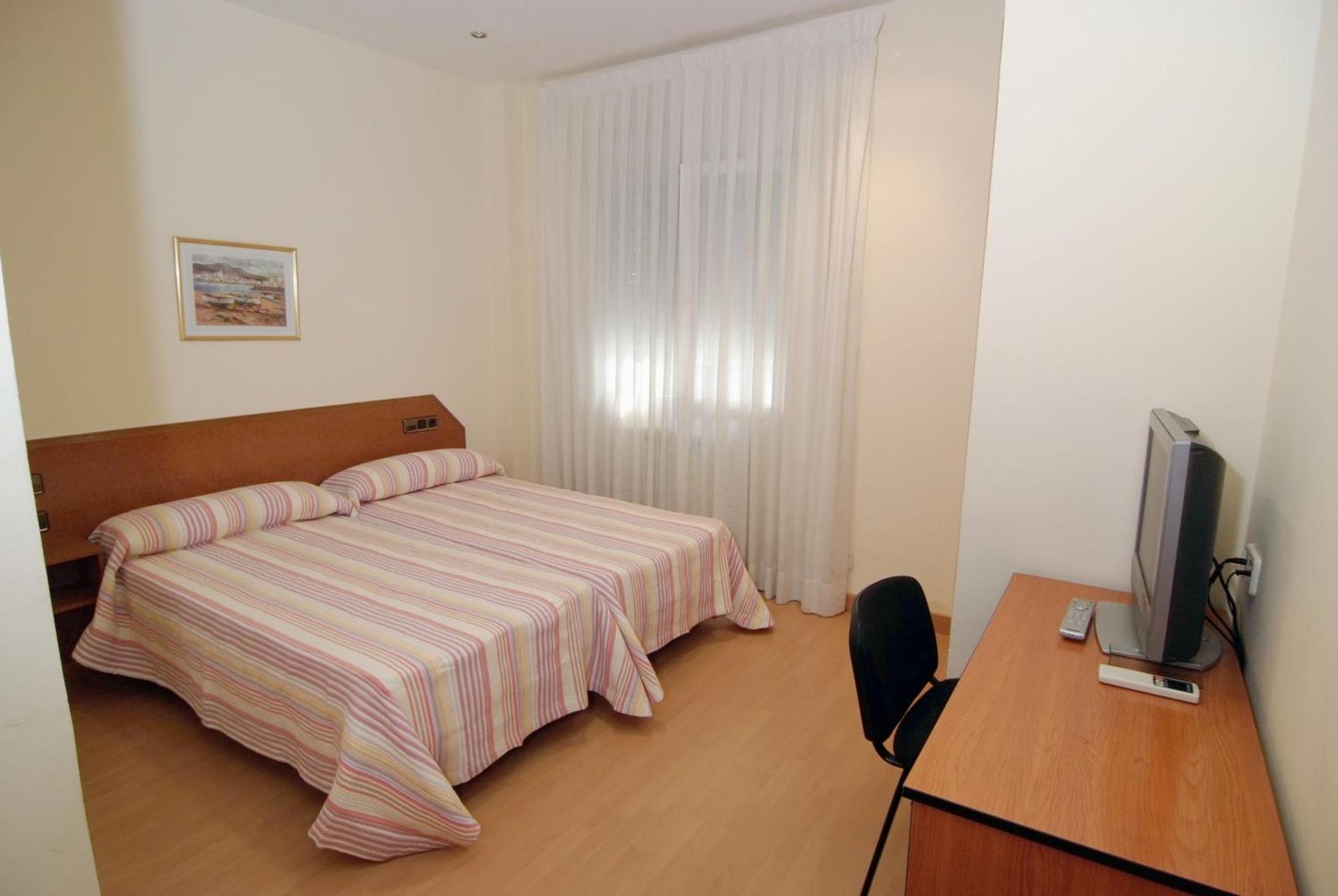 Hostal Cataluna Zaragoza Eksteriør bilde