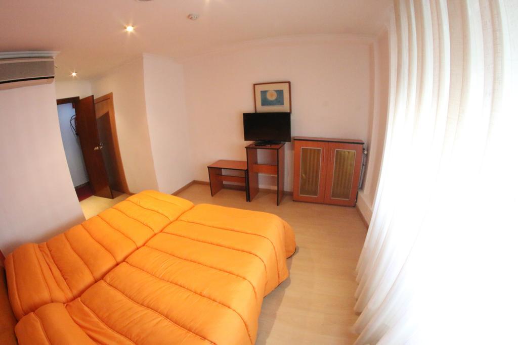 Hostal Cataluna Zaragoza Eksteriør bilde